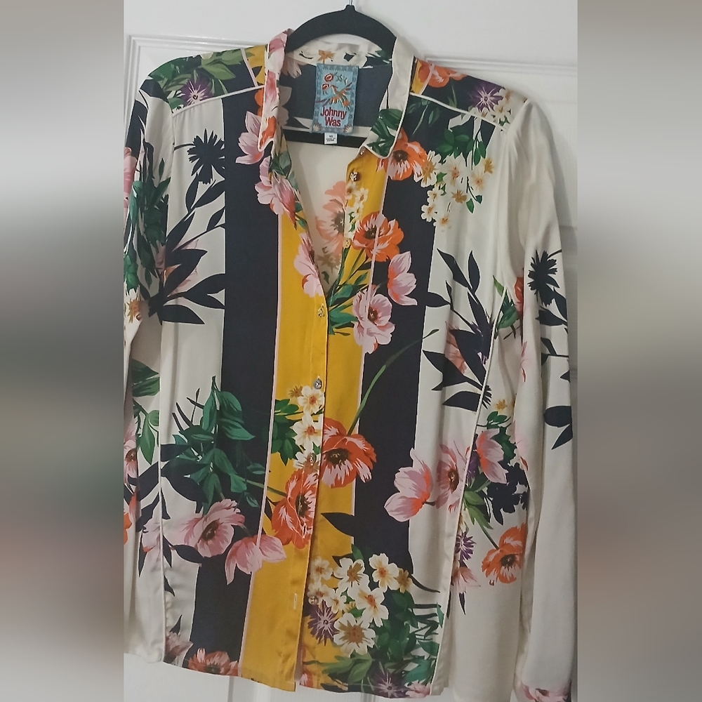 Floral Multicolor Silk Buttom-Down Shirt